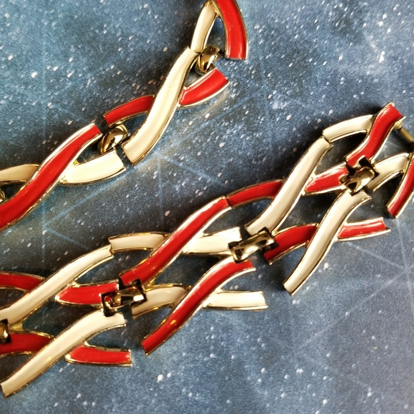 Relisted -Vintage Marvella red and white enamel X set - Picture 6 of 14